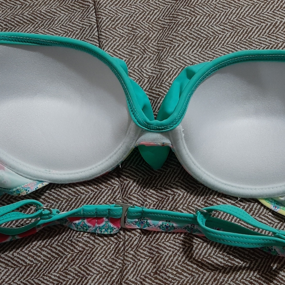 Bikini Top - Picture 2 of 3